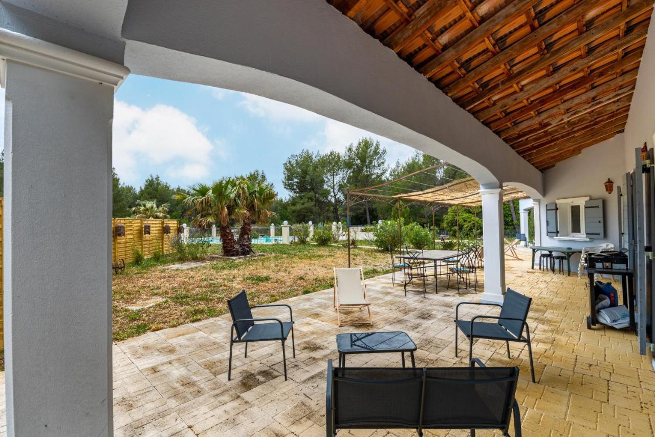 Villa Signo - Piscine Privee Signes Ngoại thất bức ảnh